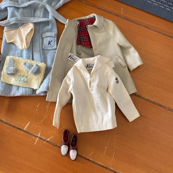 Ken doll from the 60’s outfits see pictures look who I found Barbie and Midge - Picture 6 of 15